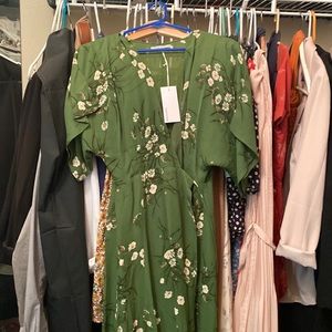 Reformation wrap dress size small